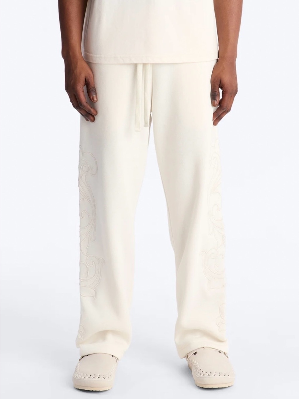 Nova Men Embroidery Fleur Straight Sweatpants Cream - Size XL